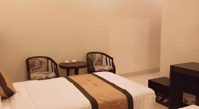 Lucky Star Hotel Буонметхуот Экстерьер фото