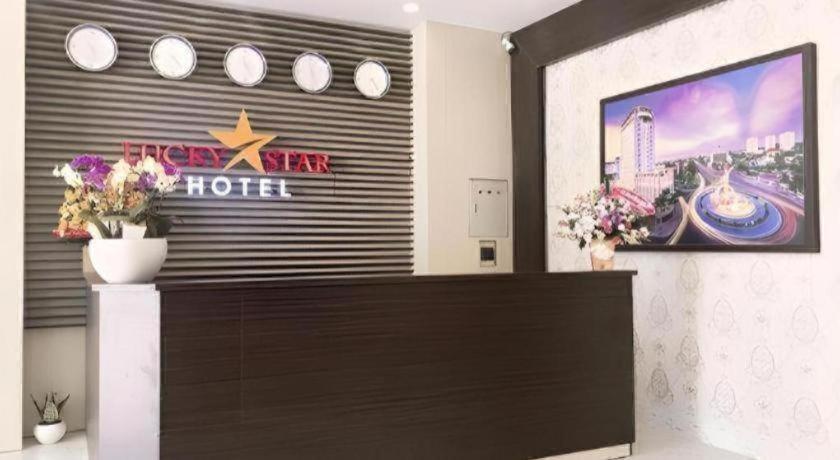 Lucky Star Hotel Буонметхуот Экстерьер фото
