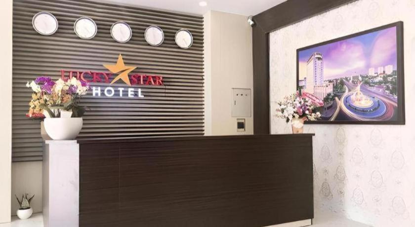 Lucky Star Hotel Буонметхуот Экстерьер фото